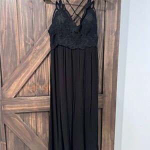 Elegant Black Lace Maxi Dress